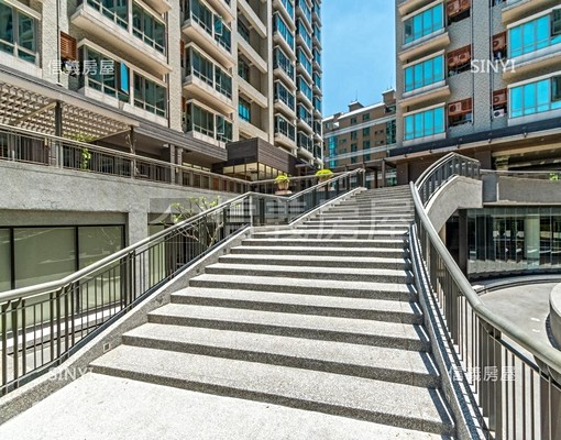 南加州樓中樓景觀房,百萬裝潢含嵌入式烤箱/家電 - Image 12