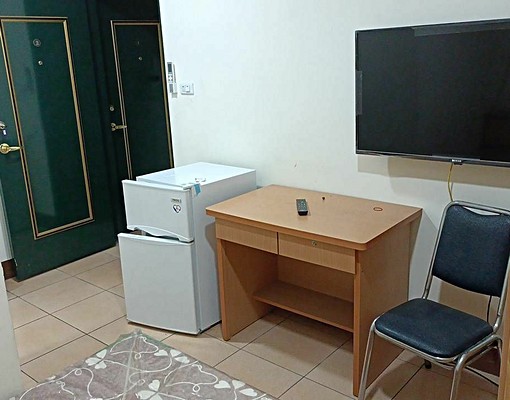 中小漂亮新分租套房，有4間及4雅房 - Image 2