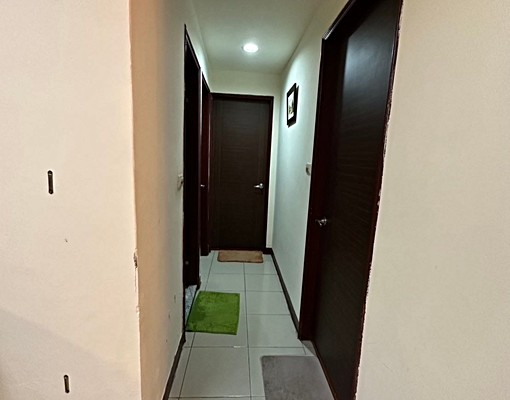 大坪林捷運站旁雅淨房女性 - Image 3