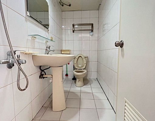 台南三興電梯獨立套房無需追垃圾車專人代收 - Image 6