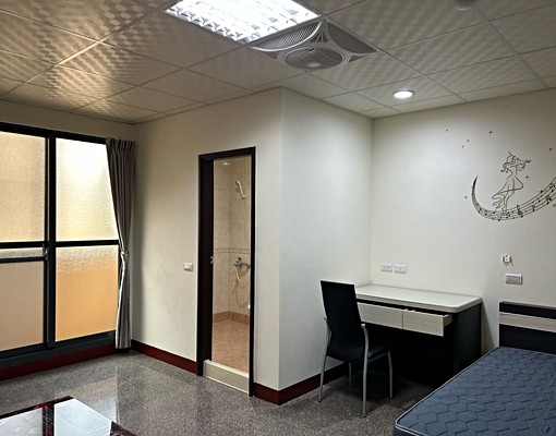 近關連/三井/童醫院/中龍全新獨立套房 - Image 1