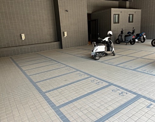 近楠梓交流道美三房空屋+車位/超推!!生活機能好 - Image 8
