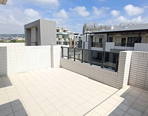 龍井|間間套房|超大露台|門口停車|通風採光佳 - Image 1