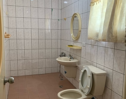 優質寬敞透天厝 - Image 8