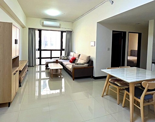 縣府旁|2房平面車位|附傢俱家電廚具 - Image 1