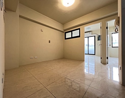 電梯台水台電【屋況極新】東興路vs大墩十四街正採光2房雙陽台 - Image 1