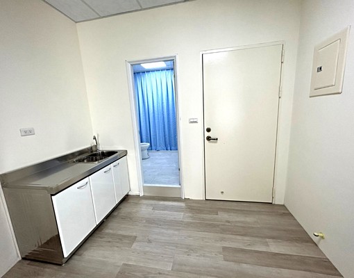 民生路有陽台電梯套房~近康樂街 - Image 6