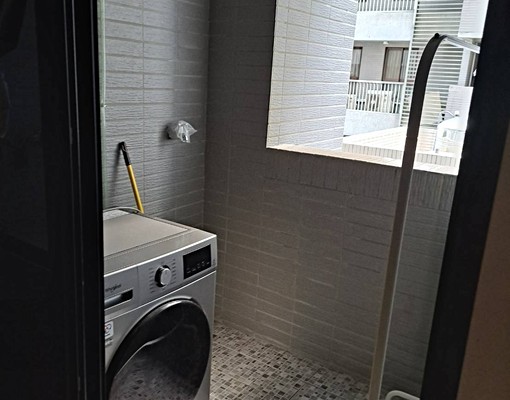 *正大遠百.學校.飯店旁.一次年繳則少收一個月.物超所值* - Image 4