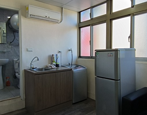 永寧站旁/可租金補貼,報稅,設戶籍/養寵 - Image 4