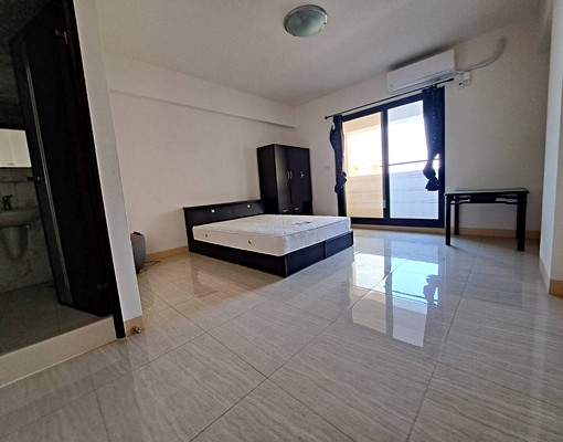 仁武登發市場,電梯透天,6大套房,110坪 - Image 2