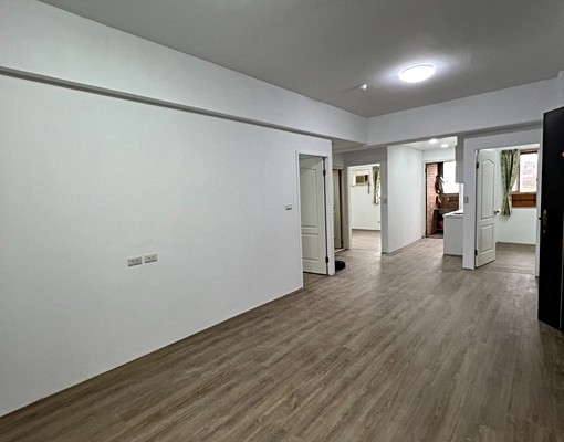 大佳社宅/可申請補助/全新翻修 - Image 1