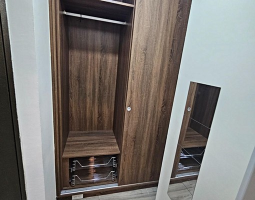 近園區精緻獨立陽台洗衣機套房 - Image 4