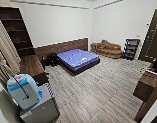 近園區精緻獨立陽台洗衣機套房 - Image 6