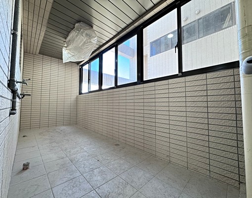 可租補台北港指標豪宅面海景四房坡車住商張貴英 - Image 13