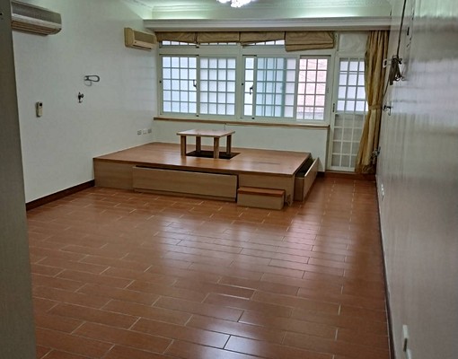 可租補安靜邊間透天門口可停車便利近永安/景平捷館運 - Image 4