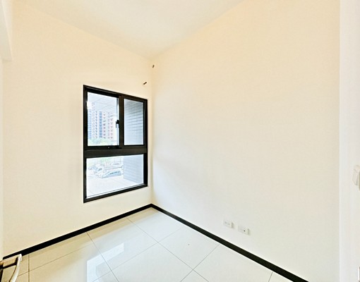 樂菲莊園方正三房車位(附冷氣、熱水器) - Image 4