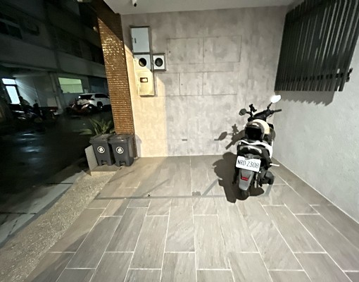 福上巷質感獨洗曬套房含水網路第四台電5夏6元含公電可租補 - Image 10