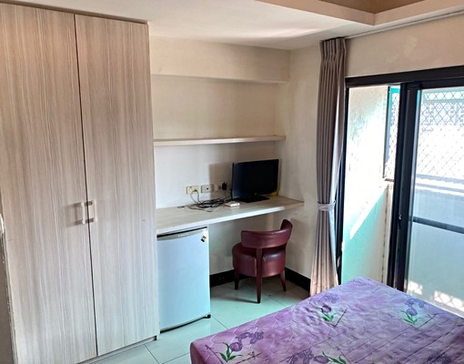 近高雄車站,獨洗獨曬包水費電梯套房 - Image 2