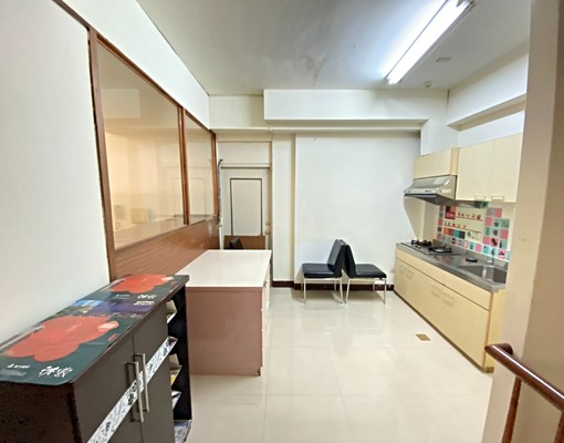 綏遠路【兩房一廳一廚房】二樓●獨立進出 - Image 3