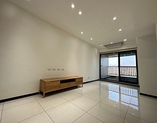 正面河景三房含管理費及平面車位 - Image 2