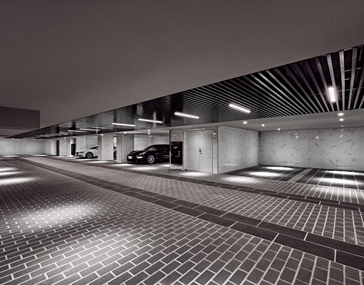 出租小巨蛋站中華開發平面車位 - Image 1