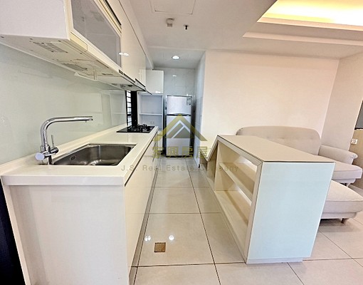 西區勤美草悟道*高樓層稀有兩房*含平車位 - Image 7