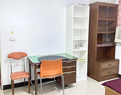 清新電梯雅房含管理費,近新崛江商圈 - Image 3