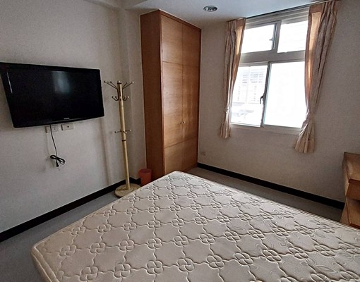 板橋瑞安街二樓超大陽台套房出租 - Image 1