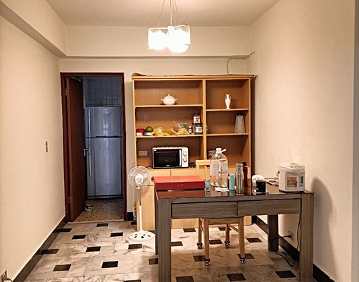 士林德行東路冷氣雅房,交通便利,歡迎學生及上班族(限女性) - Image 7