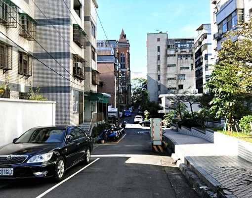 新民街二樓一房一廳一衛大陽台 - Image 10