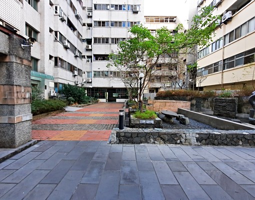 配套應有盡有/黎明路三段/採光通風佳 - Image 10