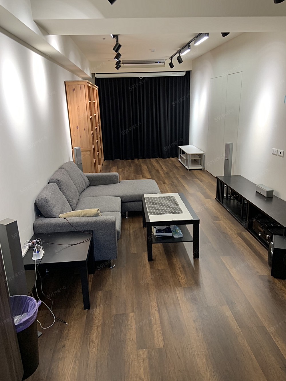 新北租屋,新莊租屋,住辦出租,客廳_1