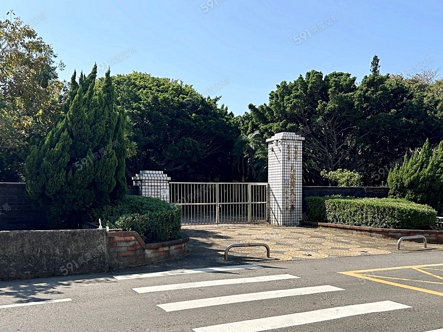 龍築石城琚邸環境圖