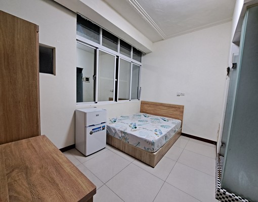 短租可#三多捷運＃亞灣區＃可收寵#自2A - Image 3