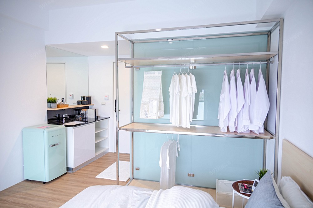 多功能設計衣櫃