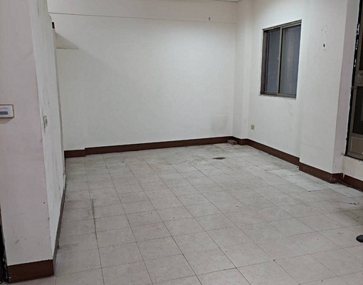 ~俗~中華四路近大立金店面 - Image 5