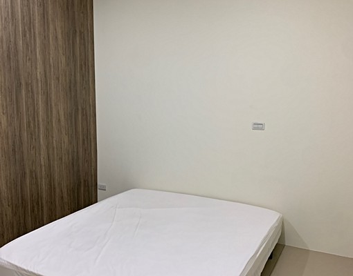 兩房一廳兩衛浴大陽台市中心傢俱自備市中心 - Image 7