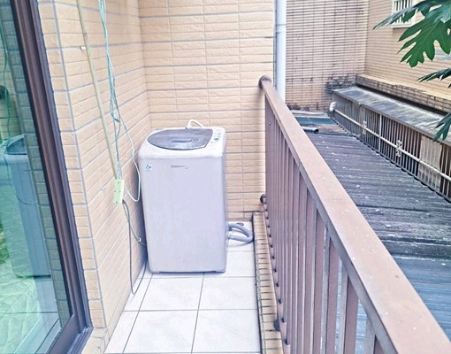 全新傢俱溫馨時尚套房停車方便 - Image 5