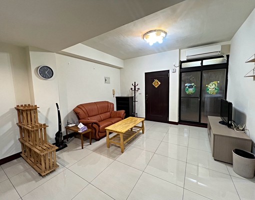 西屯大三房交通方便社區單純 - Image 2