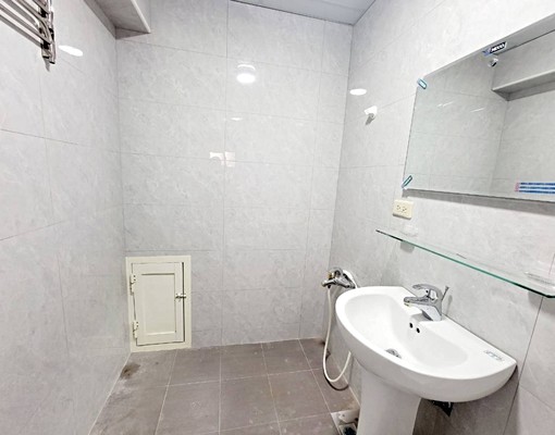 面園道三房,全新整理,含管理費 - Image 8