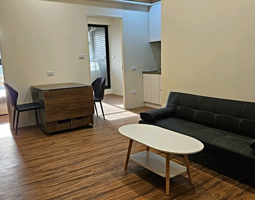 全新2房全新裝潢和傢俱，百貨公園學校機能，含車位，含管理費 - Image 5