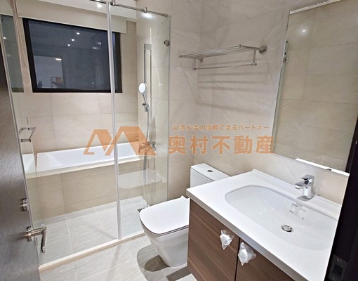 中山國小站管理純住大露台●新裝修家電齊全 - Image 4
