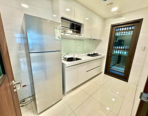 中國醫#傢俱齊全#高樓採光佳#台水台電 - Image 8