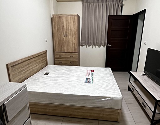 科專三路(全新獨立陽台套房) - Image 2