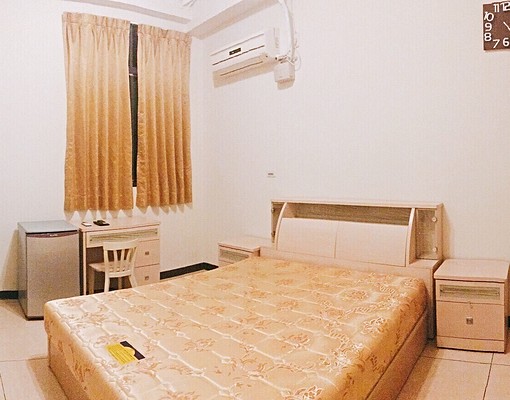 位處市中心、食衣住行均方便、鬧中取靜 - Image 2