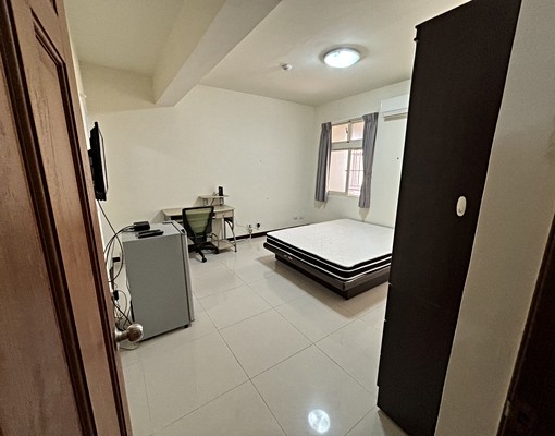 大~套房*近逢甲商圈新光三越大遠百*家電家具全*台電帳單計費 - Image 1