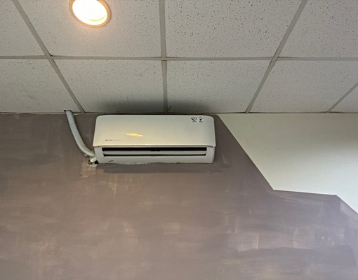 近火車站安靜住宅區獨立套房32吋液晶 - Image 3
