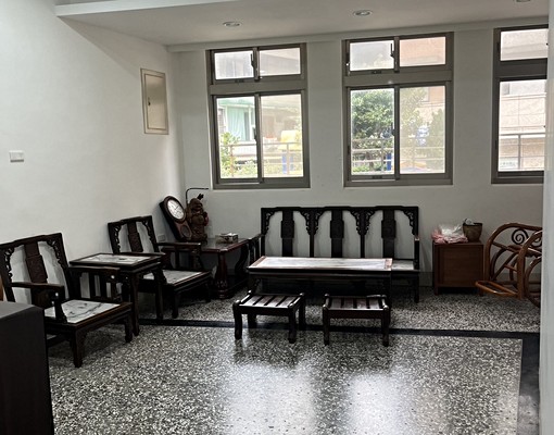 正市中心機能樓中樓 - Image 1