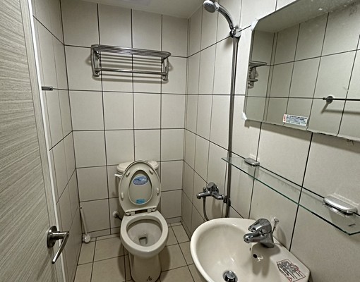 可租補-近明志科大電梯套房-李小姐 - Image 4