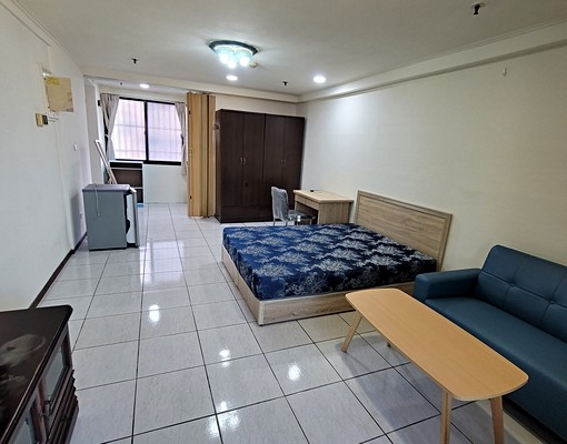 中市社宅-健行路大套房(可租補) - Image 1